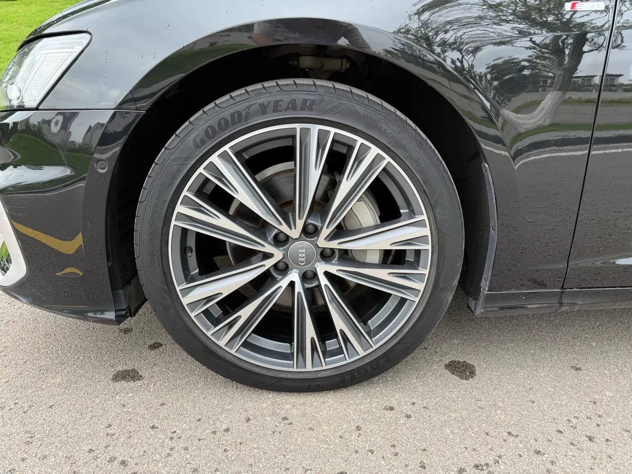 Audi 2021 A6L 2.0TFSI 45TFSI Quattro enjoy dynamic automatic transmission 9