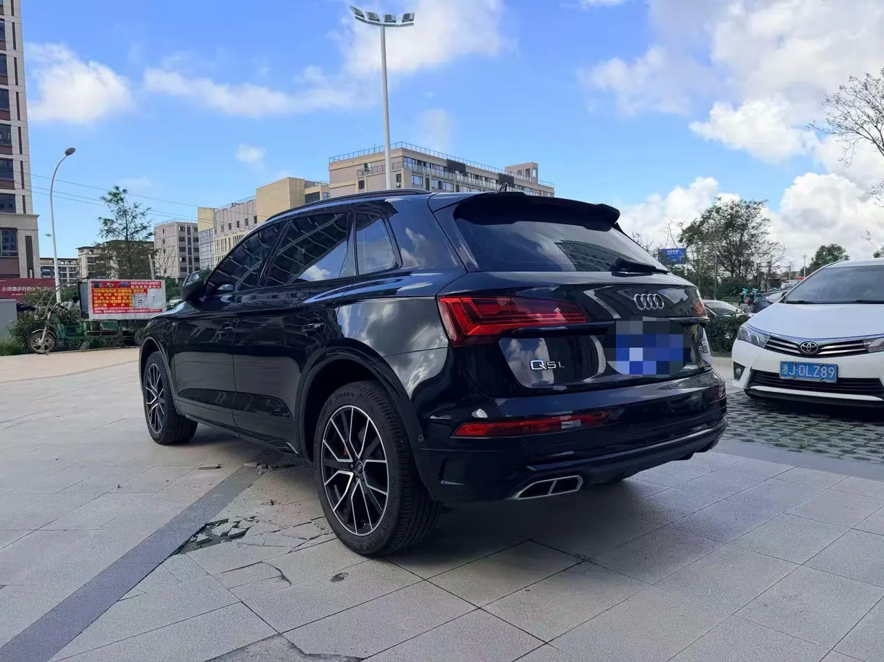 Audi 2024 Q5L 2.0TFSI 45TFSI luxury dynamic automatic transmission 3