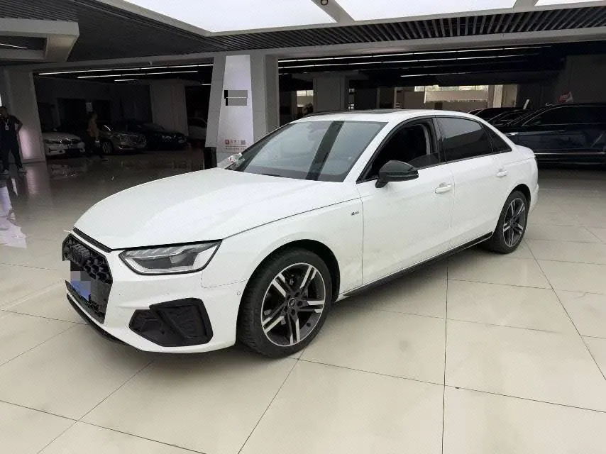 Open image lightbox: Audi 2022 A4L 2.0TFSI 40TFSI Deluxe Dynamic Automatic