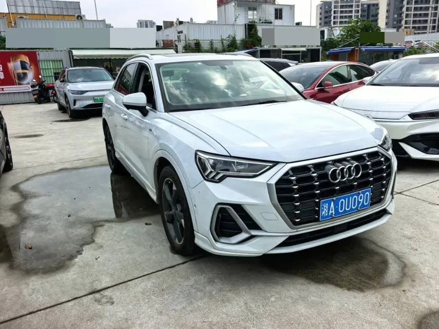 Audi 2021 Q3 1.4TFSI 35TFSI Fashion Dynamic Automatic 3