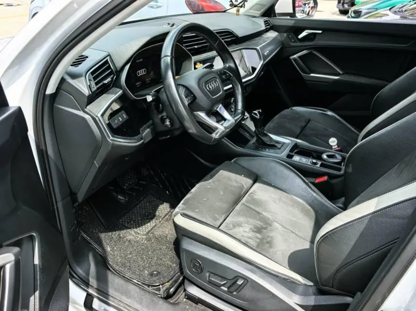 Audi 2021 Q3 1.4TFSI 35TFSI Fashion Dynamic Automatic 4