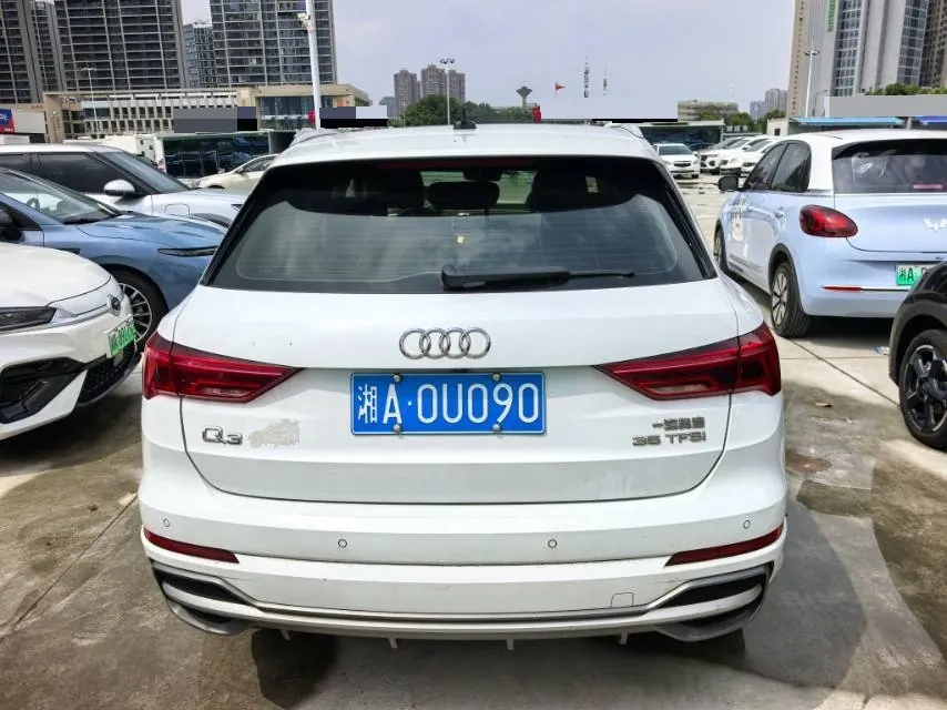 Audi 2021 Q3 1.4TFSI 35TFSI Fashion Dynamic Automatic 9