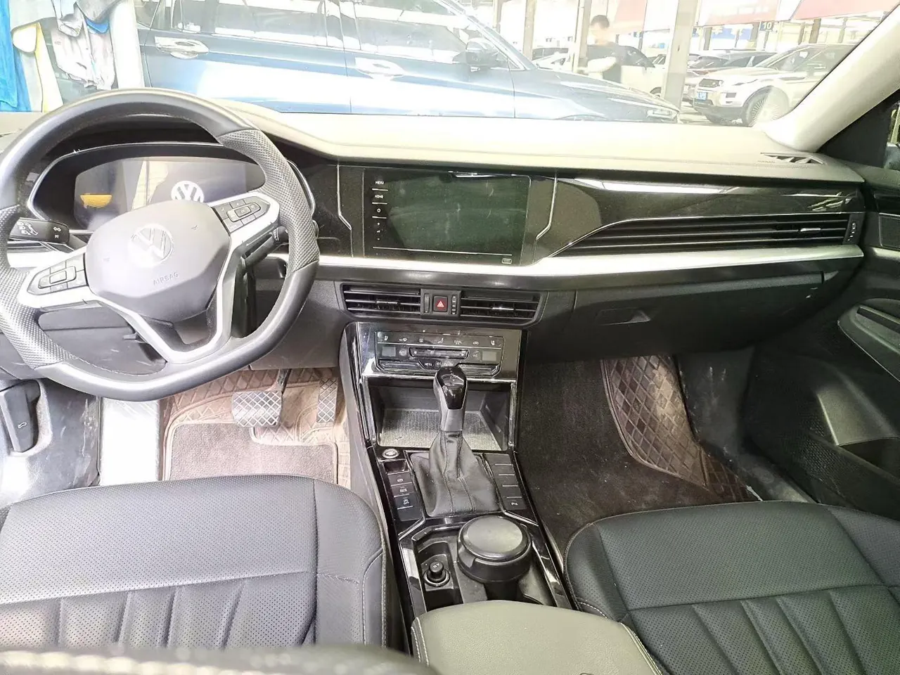 Volkswagen 2024 Passat 2.0TSI 330TSI Elite Edition Automatic 3