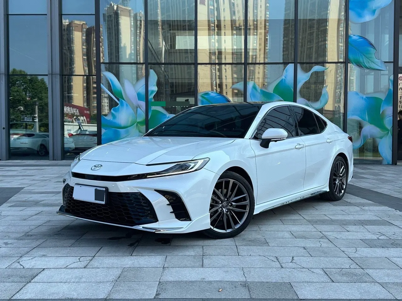 打开图片灯箱:Toyota 2024 Camry Dual Engine 2.0HXS CVT Sport PLUS Edition Automatic Transmission