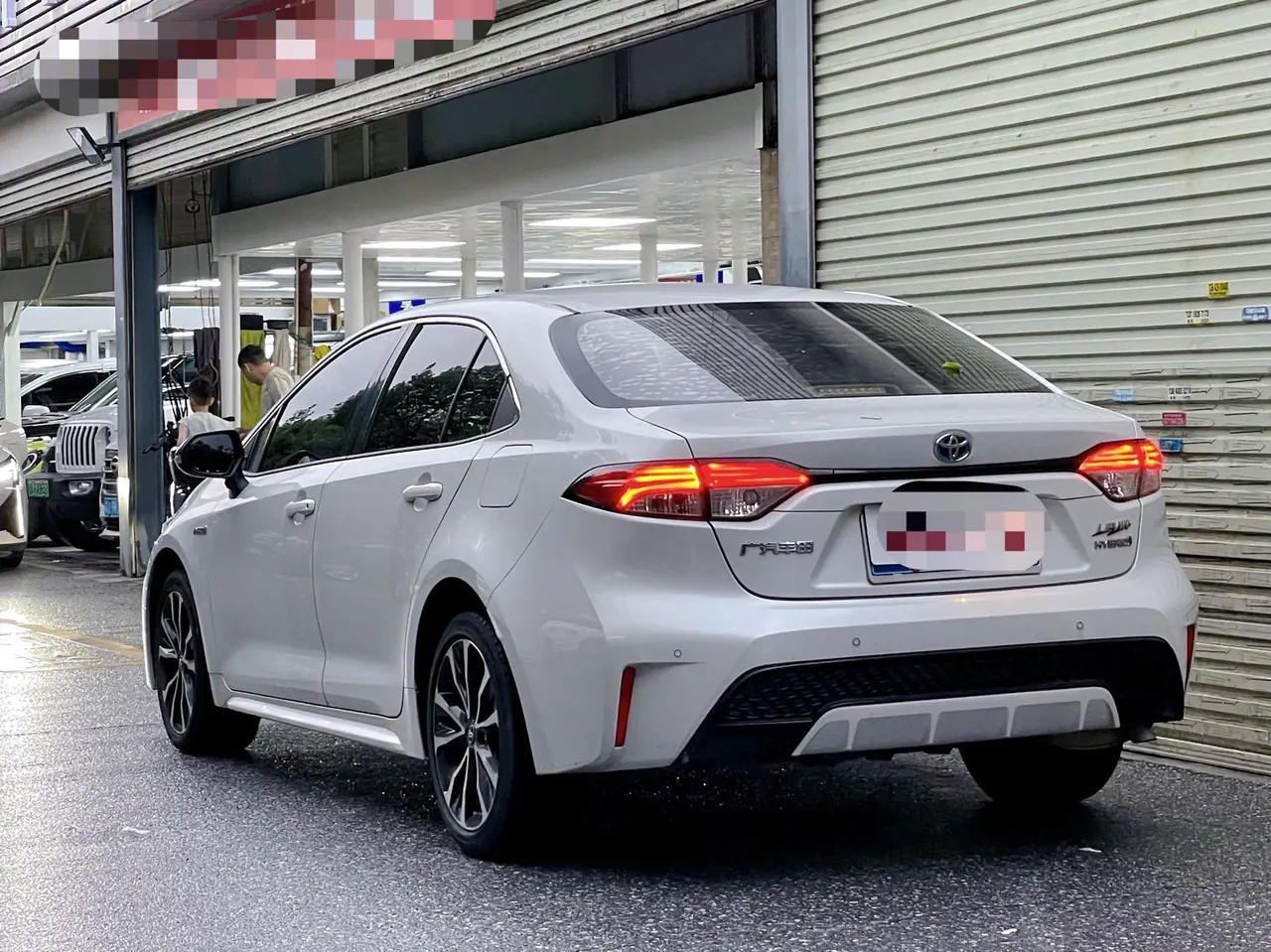 Toyota 2021 Lei Ling Shuangqing 1.8H Stepless Sports Edition Automatic Gear 4