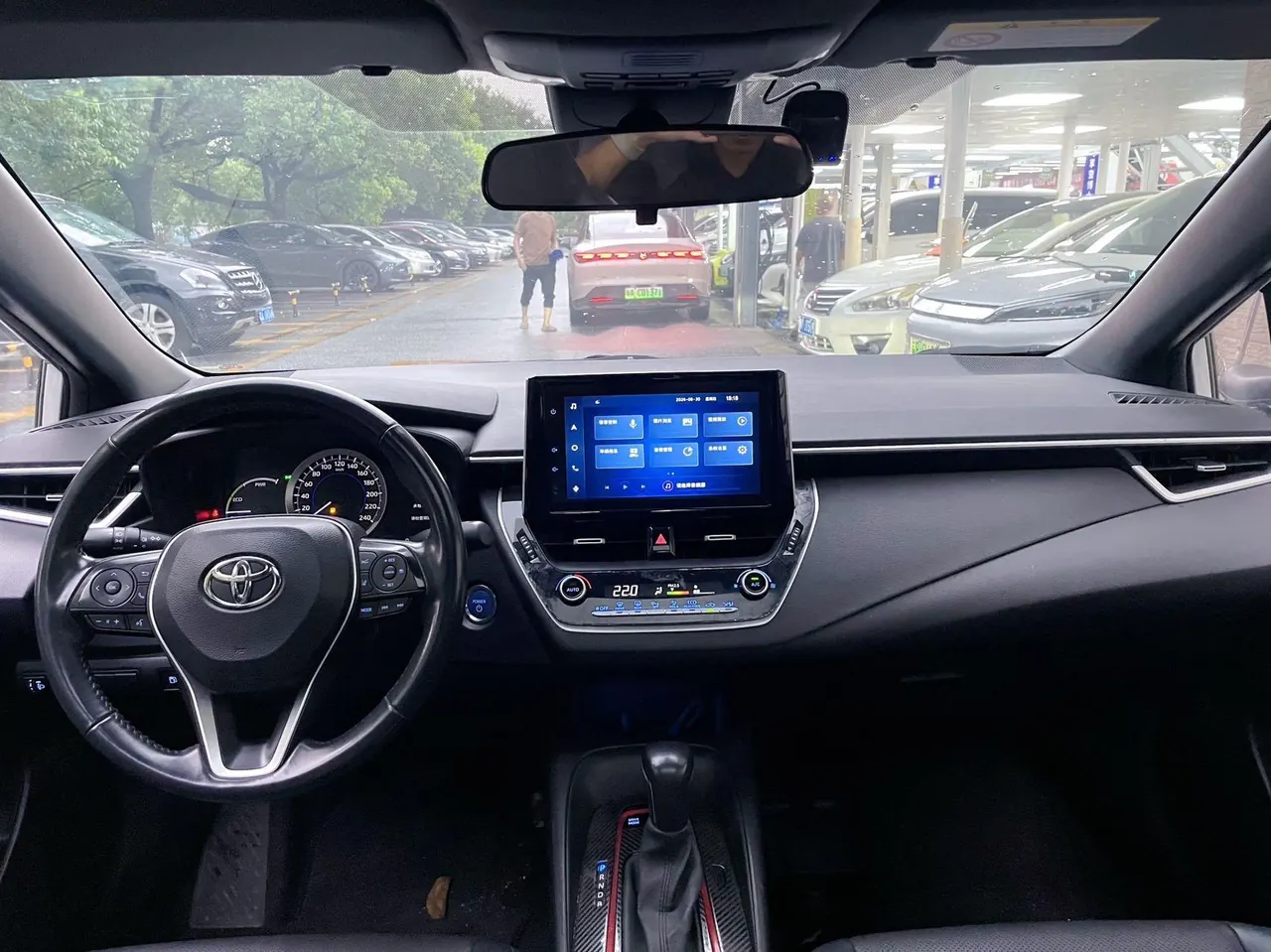 Toyota 2021 Lei Ling Shuangqing 1.8H Stepless Sports Edition Automatic Gear 9