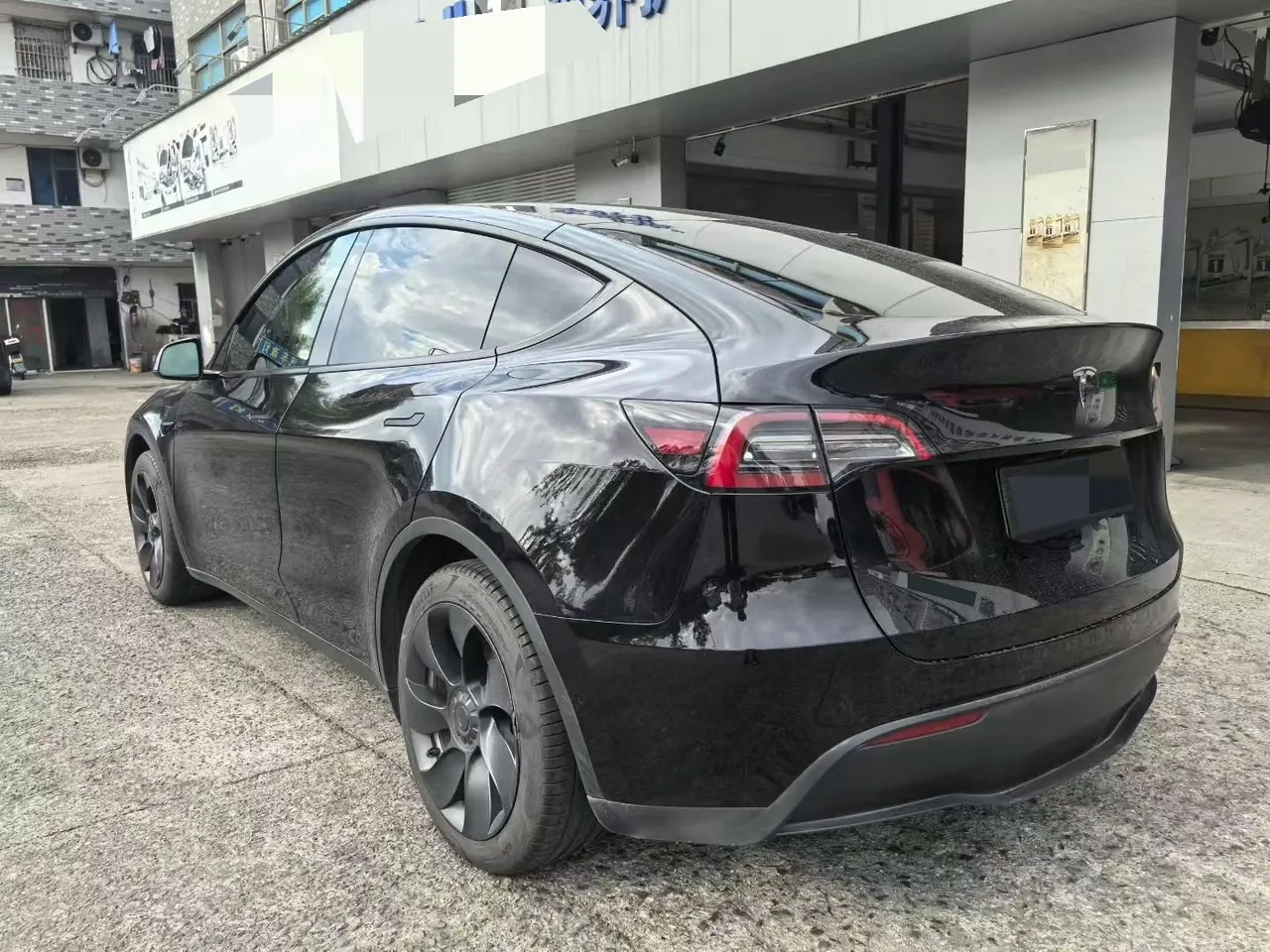 Tesla 2022 Model Y rear-wheel drive version automatic transmission 4