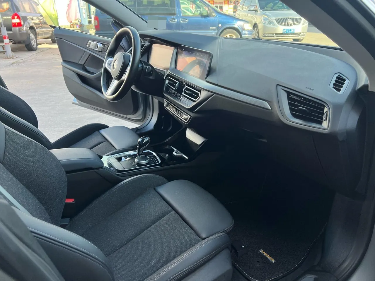 BMW 2 Series (Imported) 2021 225i Four-Door Coupe 2.0T M Sports Suit Automatic Gear 3