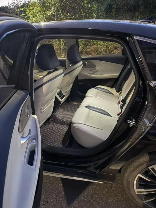 Chery 2022 Erez 8 1.6T Elegant Automatic Gear 2
