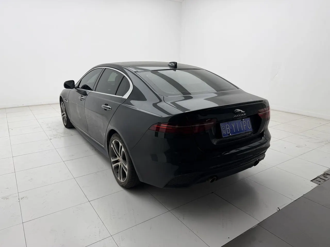 Jaguar 2021 XEL 2.0T 250PS R-DYNAMIC S Enterprising Sports Edition Automatic Gear 9