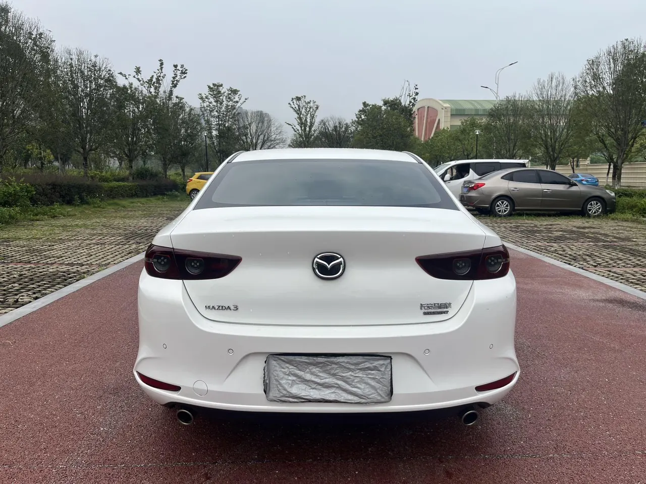 Mazda 3 Angkesaila 2022 Mazda 3 Angkesaila-sedan 2.0 quality automatic transmission 8