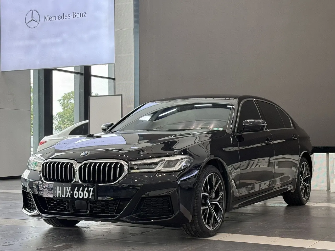 Open image lightbox: BMW 5 Series 2021 530Li 2.0T Administrative M Sports Suit (Modified) Automatic Gear
