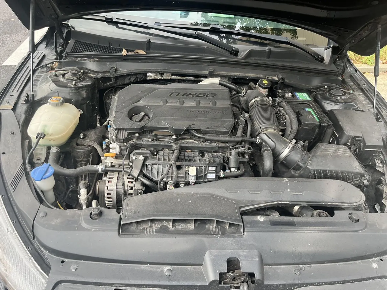 Kia 2020 K5 Keku 2.0T 380T GT-Line Distinguished Technology Edition Automatic Gear 3