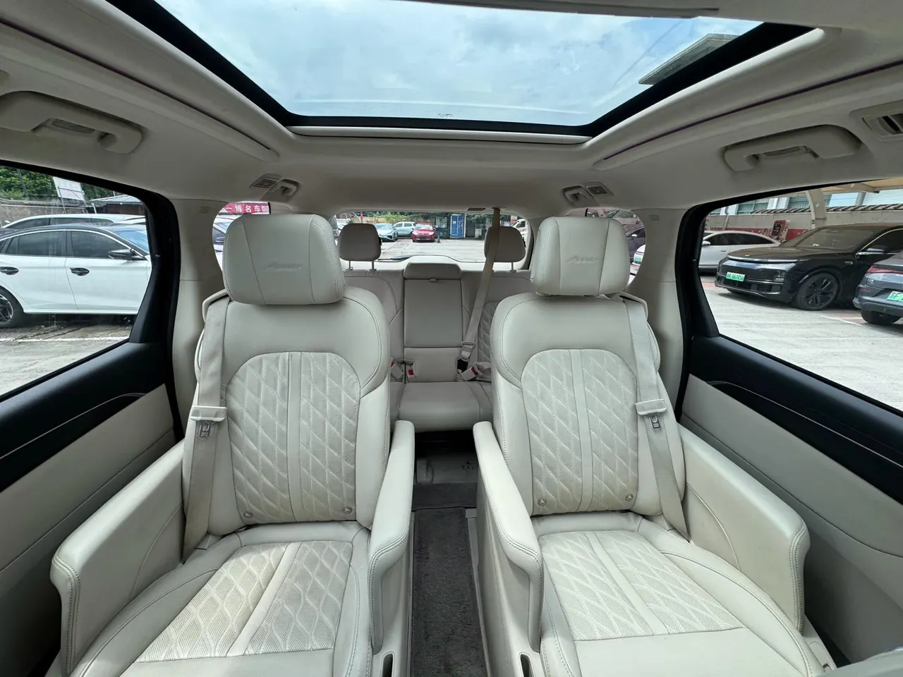 Buick 2021 GL8 Avenir 2.0T Seven-seat Pro-Li Edition Automatic Gear 11
