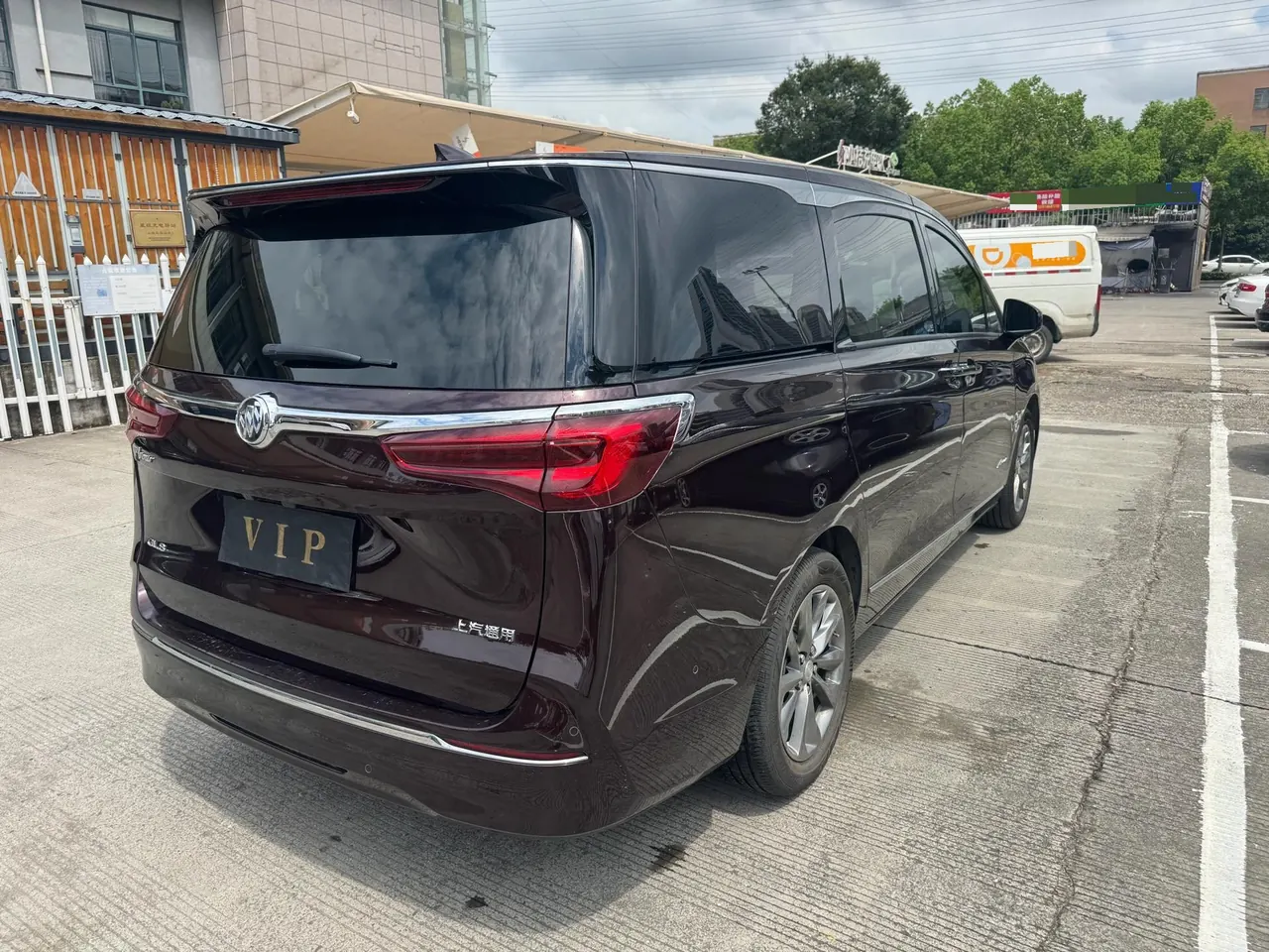 Buick 2021 GL8 Avenir 2.0T Seven-seat Pro-Li Edition Automatic Gear 6