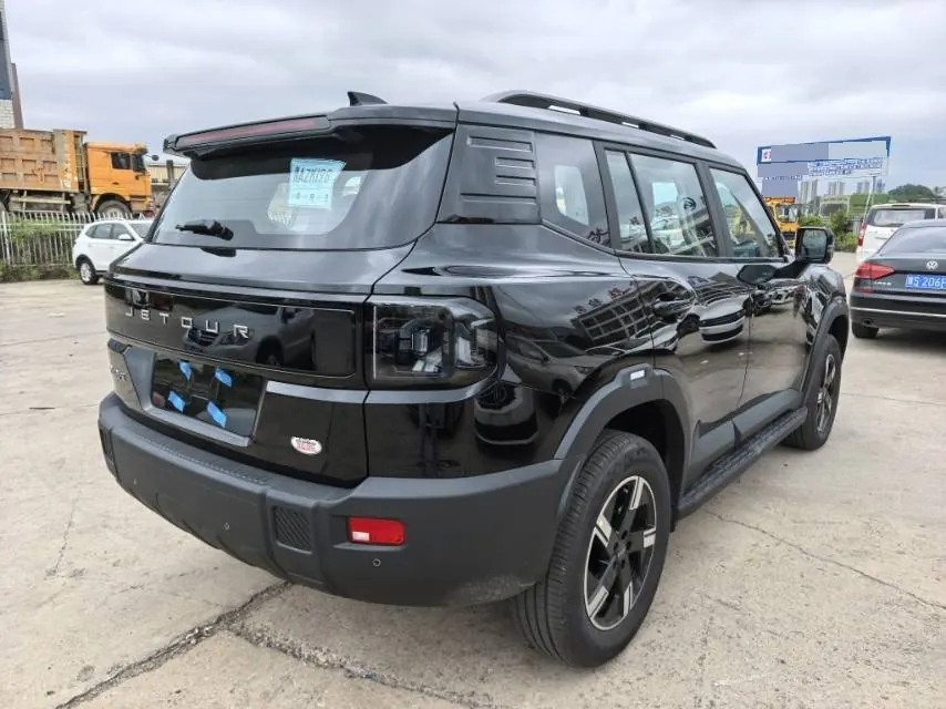 Jetour 2026 Traveler 1.5TD Explore Automatic 8