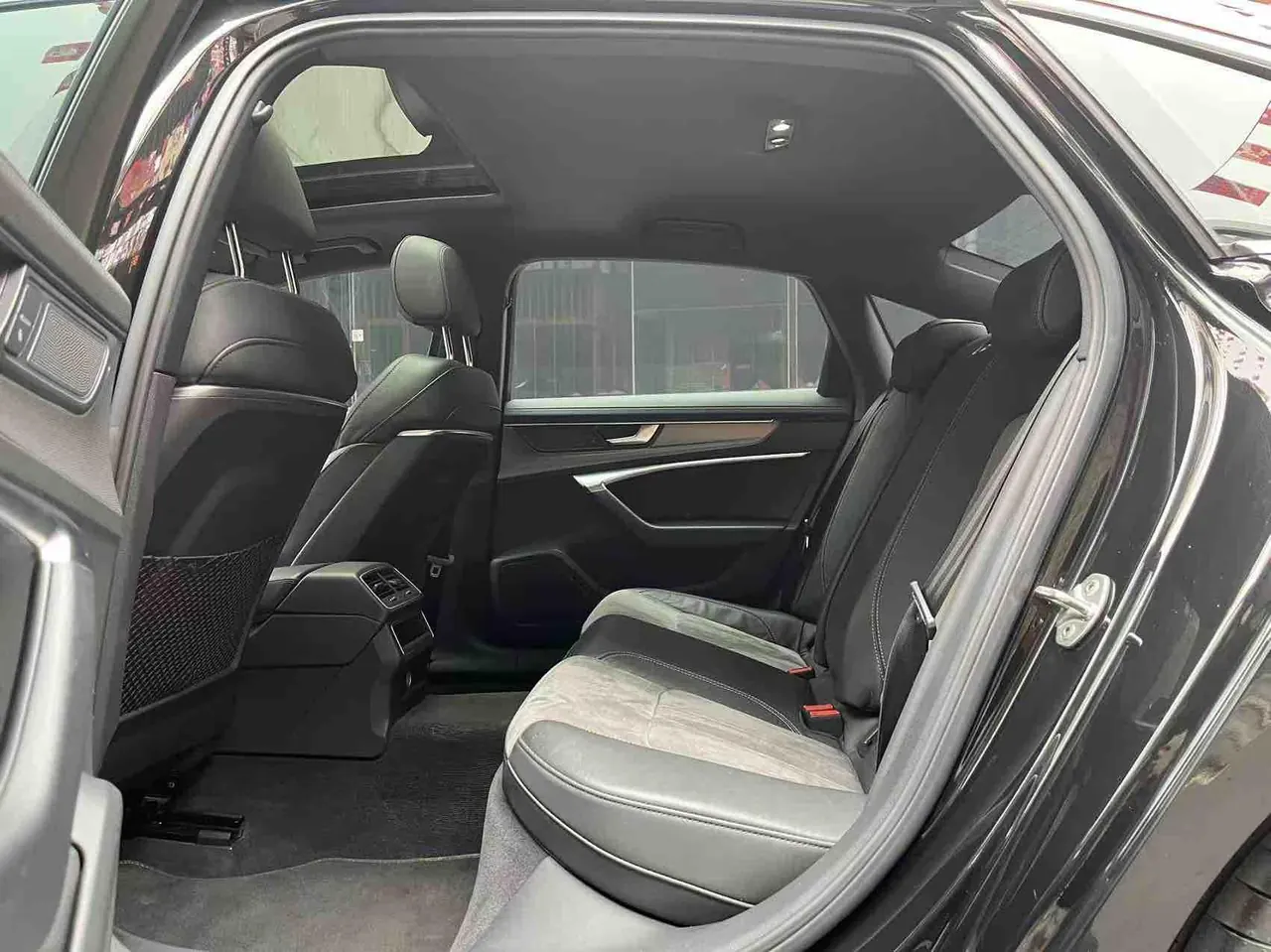 Audi 2021 A6L 2.0TFSI 40TFSI Deluxe Dynamic Automatic 5