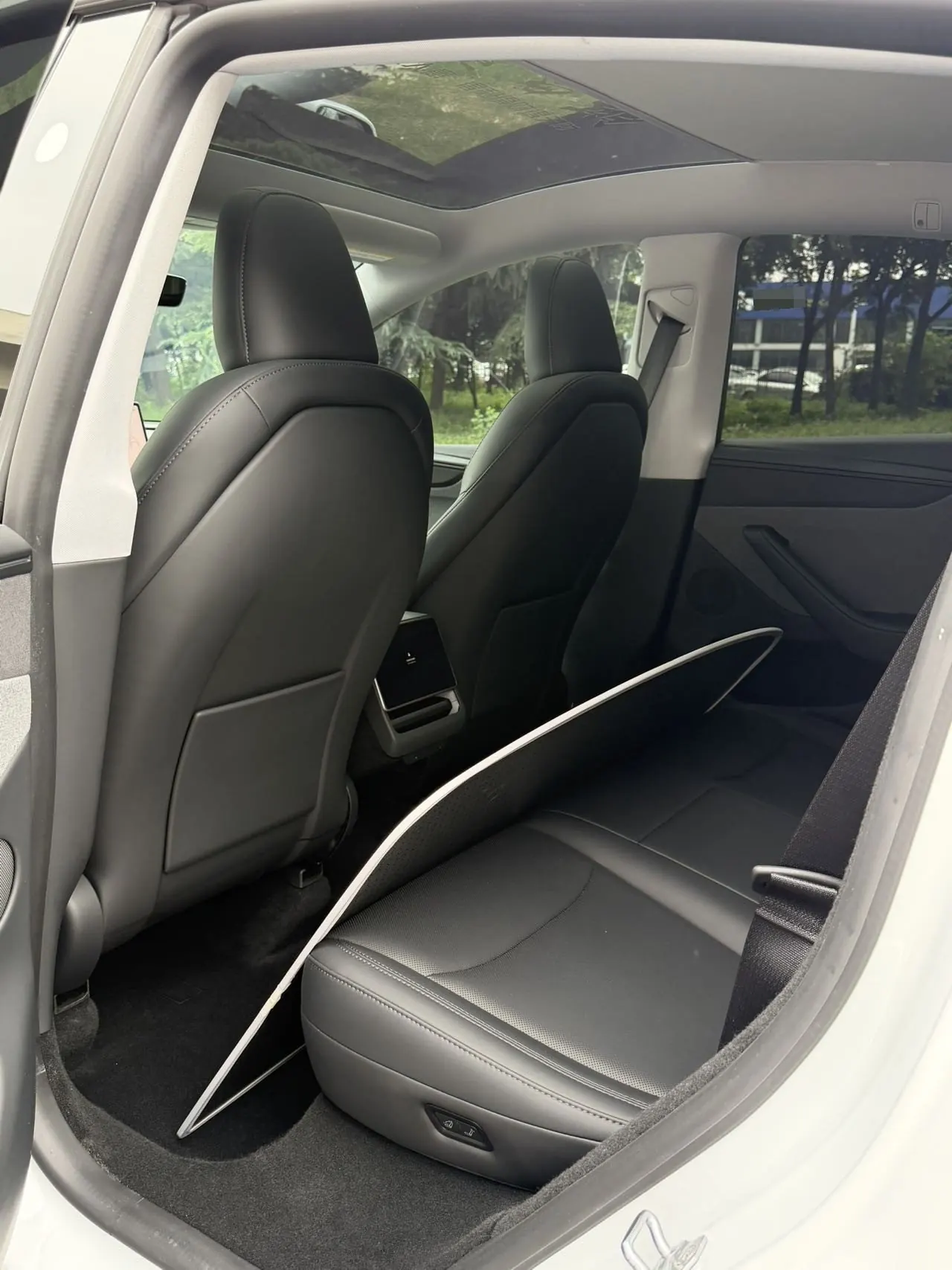 Tesla 2025 Model Y rear-wheel drive version automatic transmission 6