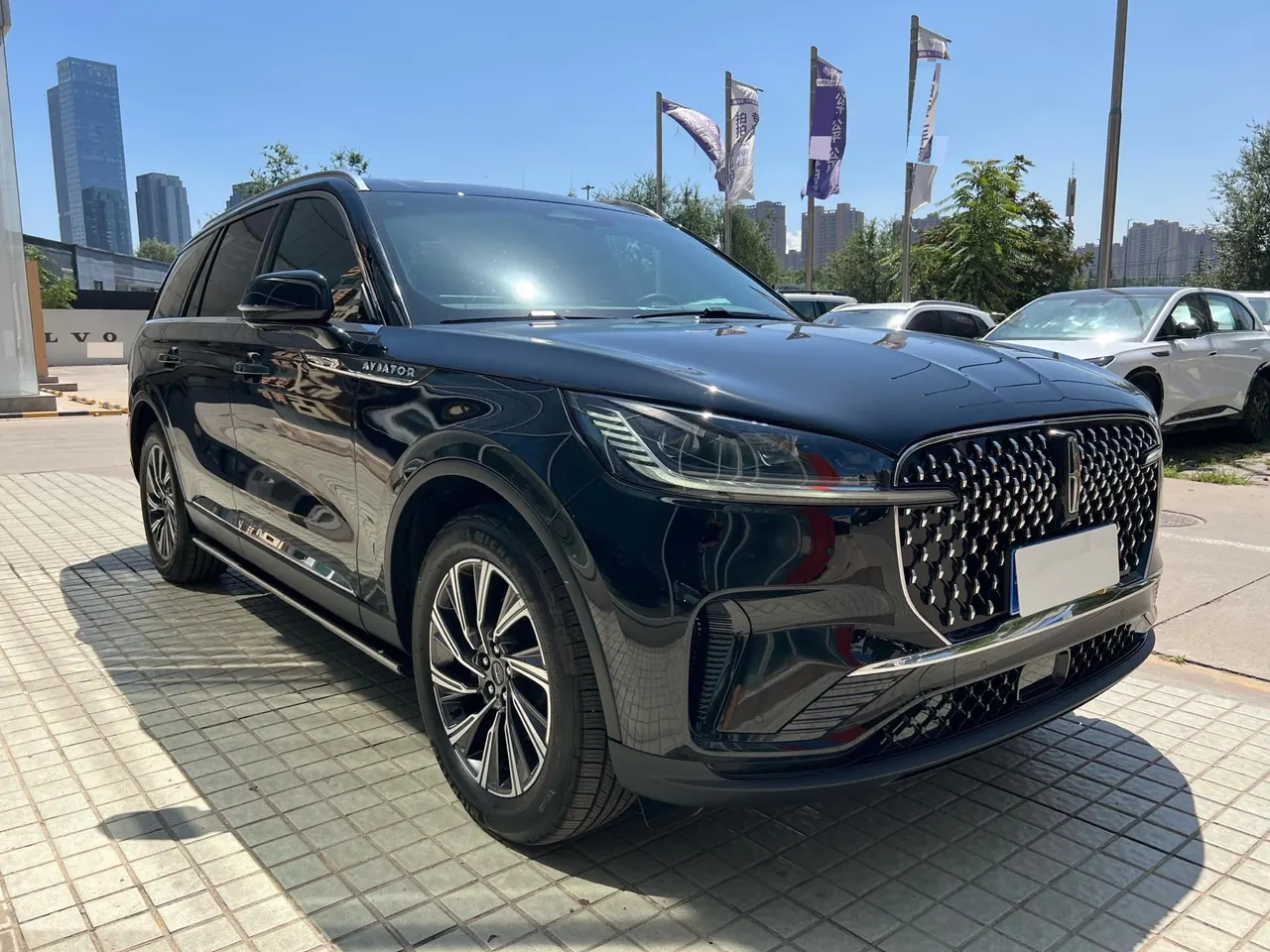 Lincoln 2024 Aviator 3.0T V6 4-wheel Elegant Edition 6-seat Automatic Gear 3