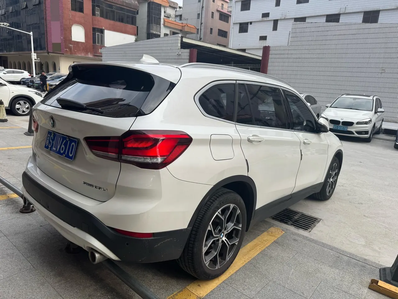 BMW 2020 X1 sDrive25Li 2.0T Leading Automatic Gear 6
