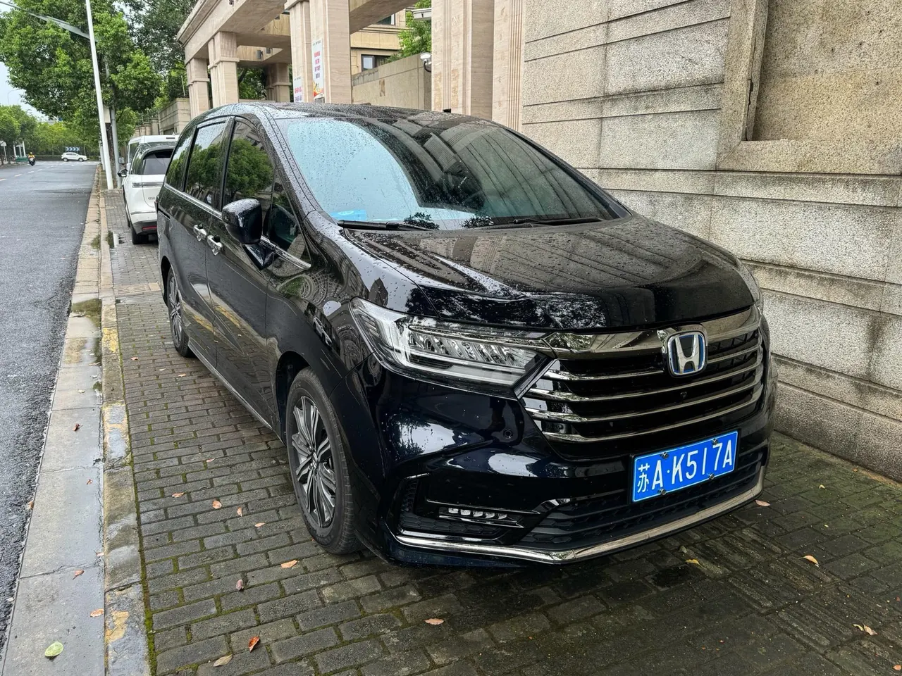 Honda 2026 Odyssey Hybrid 2.0 Stepless Sharp and Pleasant Edition Automatic Gear 2