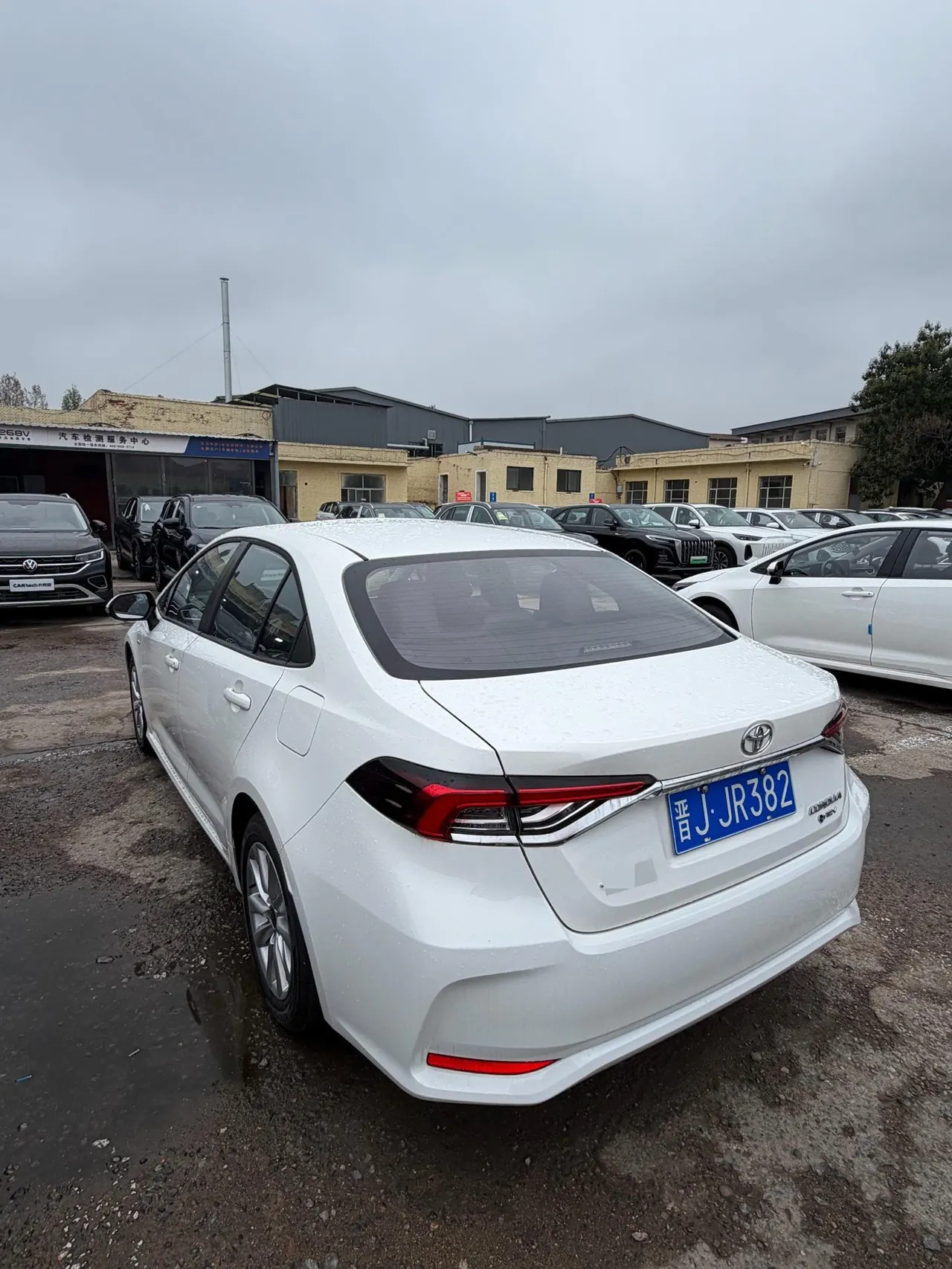 Toyota 2024 Corolla Double Engine 1.8 Stepless Intelligent Electric Hybrid Elite Automatic Gear 3