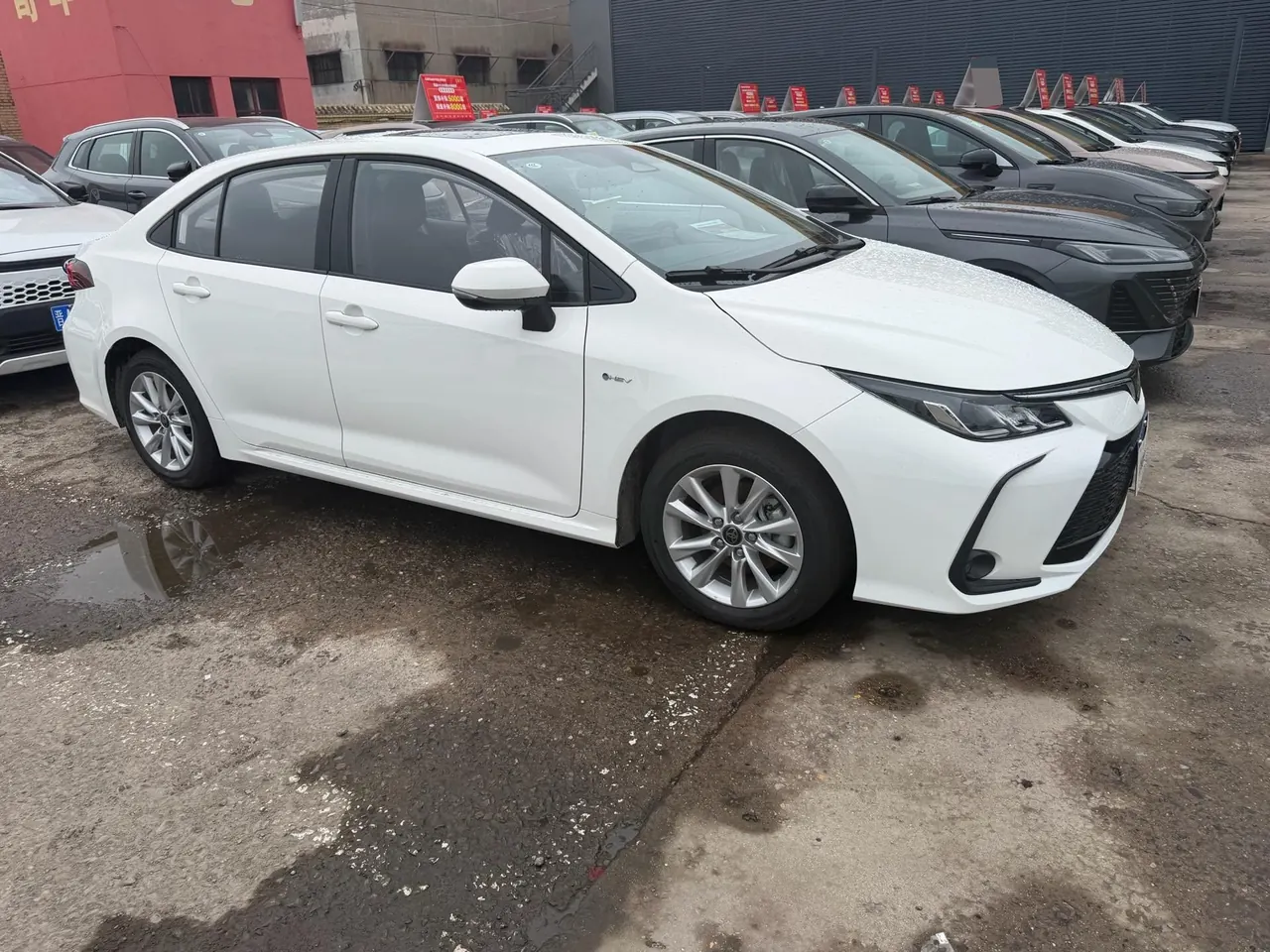 Toyota 2024 Corolla Double Engine 1.8 Stepless Intelligent Electric Hybrid Elite Automatic Gear 5