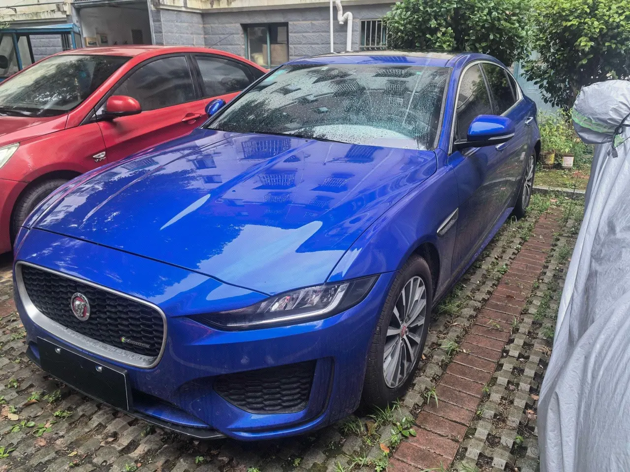 打开图片灯箱:Jaguar 2020 XEL 2.0T 200PS R-DYNAMIC Youth Sports Edition Automatic Gear