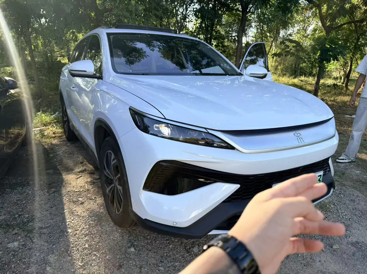 BYD 2024 Song L DM-i 1.5 Stepless 75km Leading Automatic Transmission 2