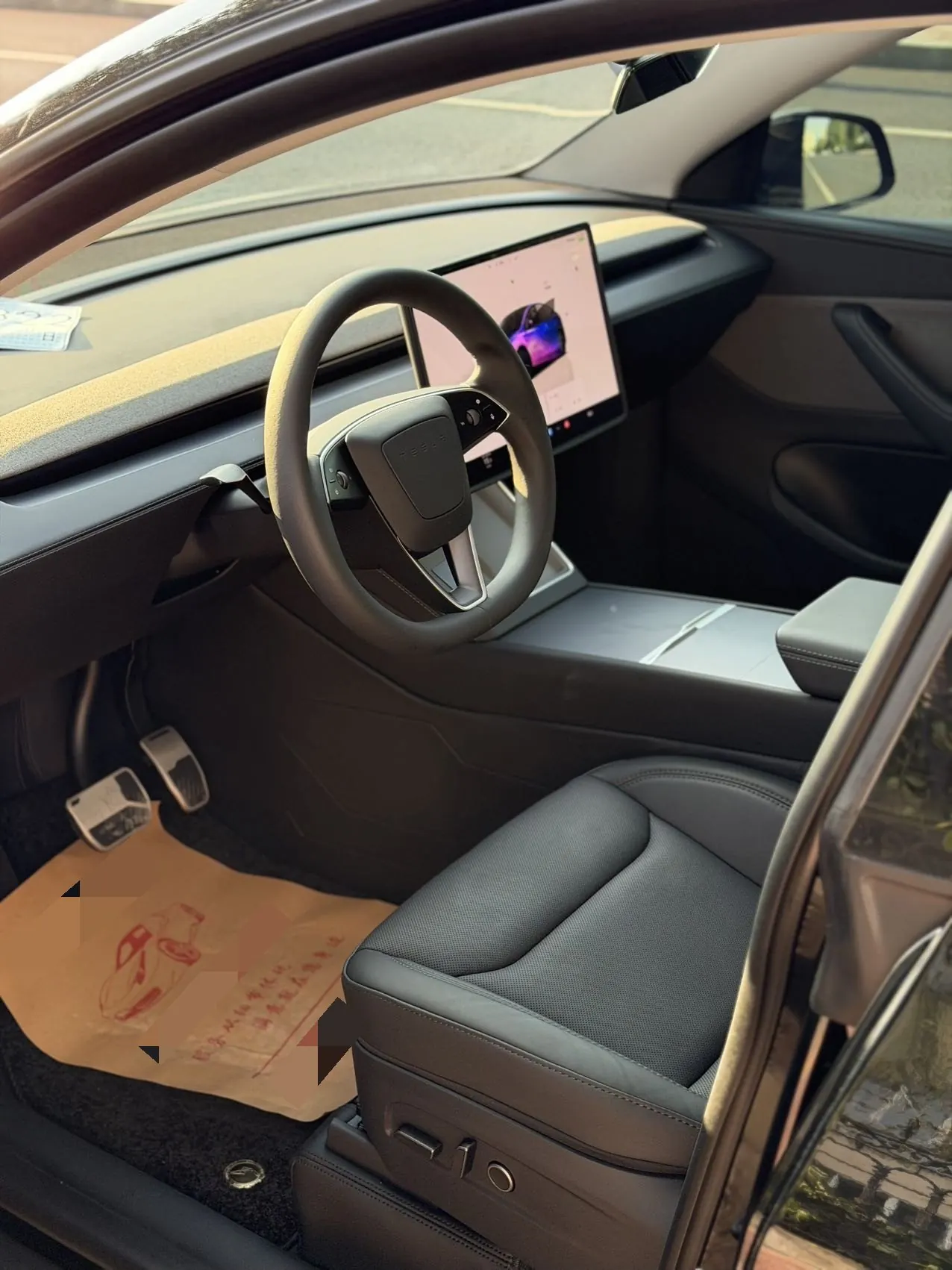 Tesla 2025 Model Y rear-wheel drive version automatic transmission 5