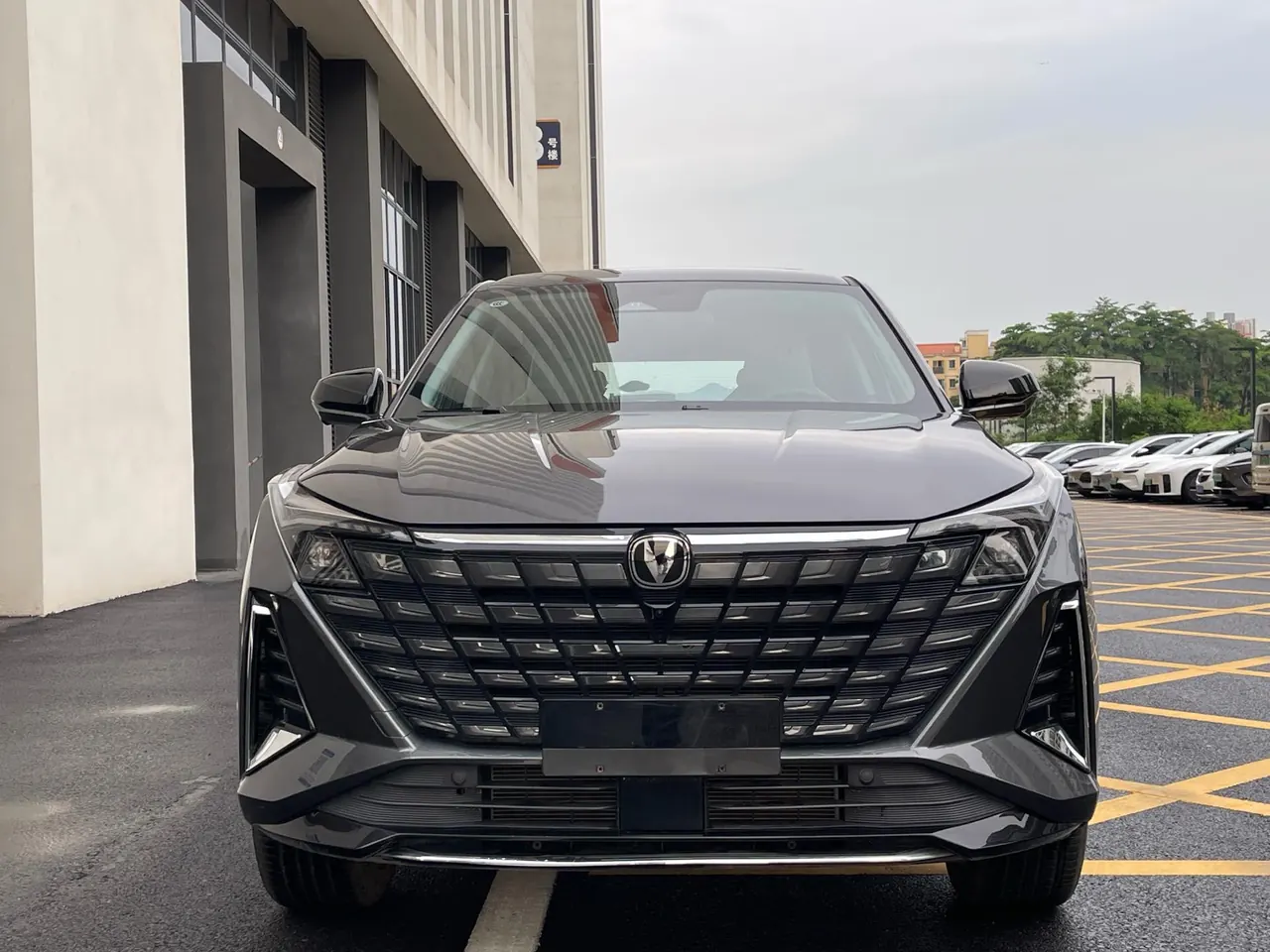 ChangAn 2025 UNI-Z 1.5T honorable automatic gear 2