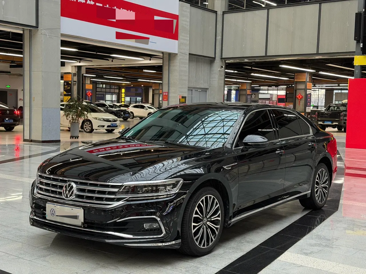 Volkswagen 2021 Huiang 2.0TSI 380TSI Deluxe Edition Automatic Gear - View 1