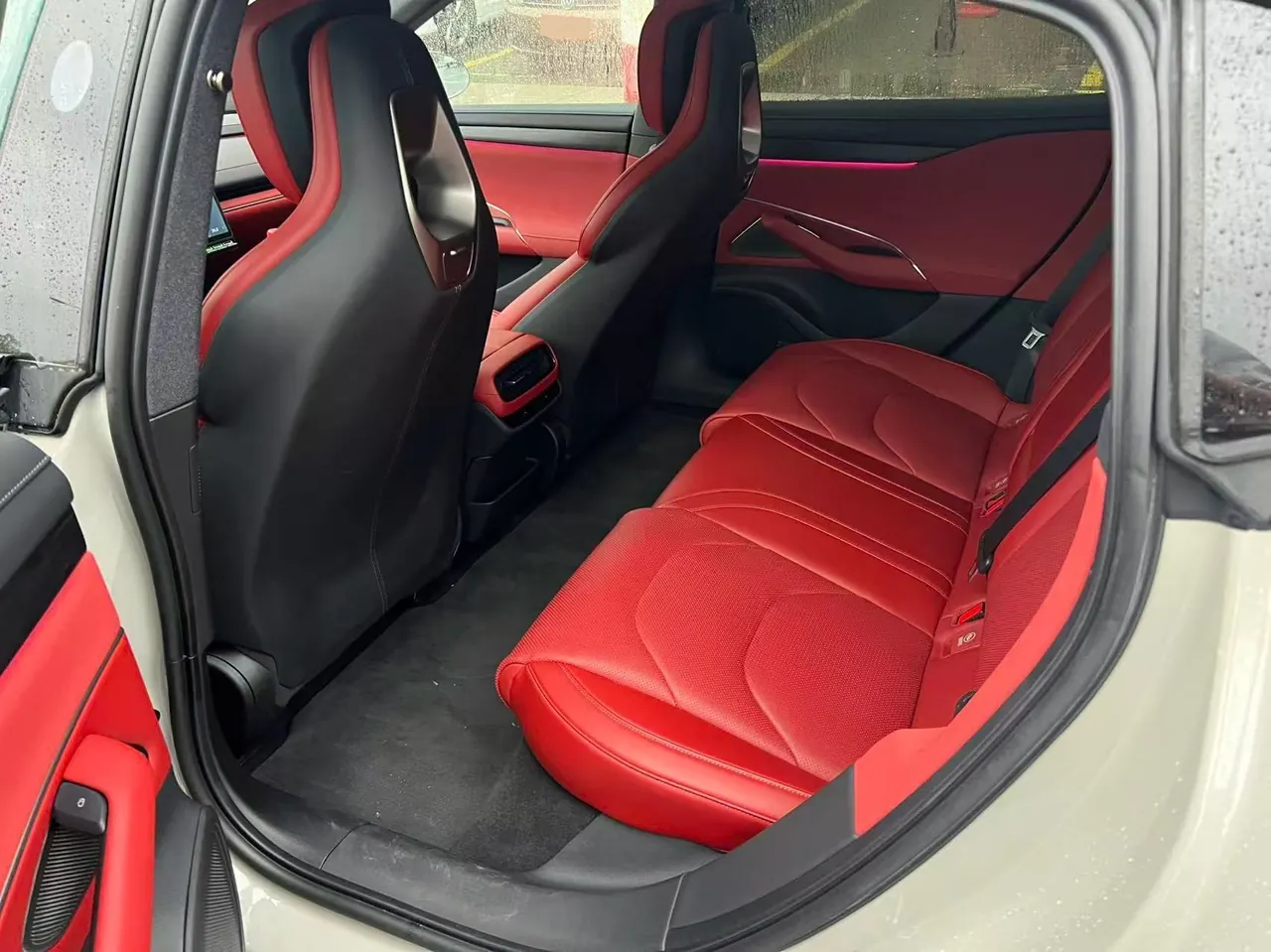 MI 2024 SU 7 830km Rear Drive Ultra Long Endurance High-end Smart Drive Pro Edition Automatic Gear 3