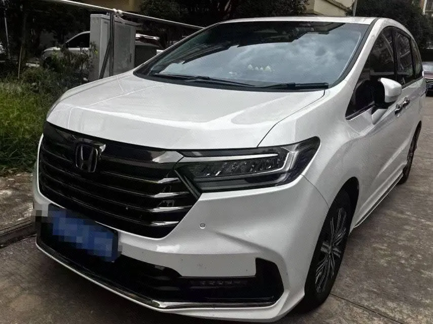 Honda 2024 Odyssey Hybrid 2.0 Stepless Sharp and Leading Edition Automatic Gear - View 1
