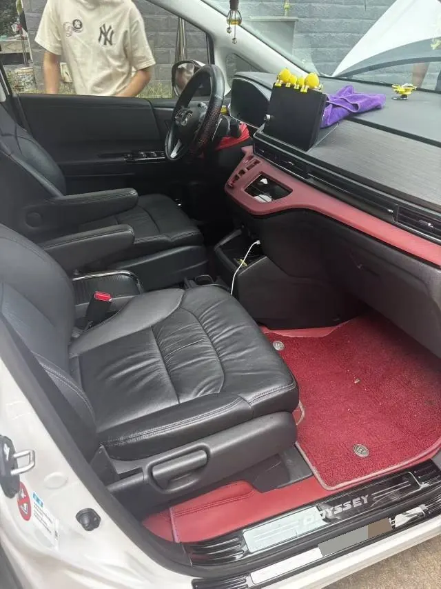 Honda 2024 Odyssey Hybrid 2.0 Stepless Sharp and Leading Edition Automatic Gear 7