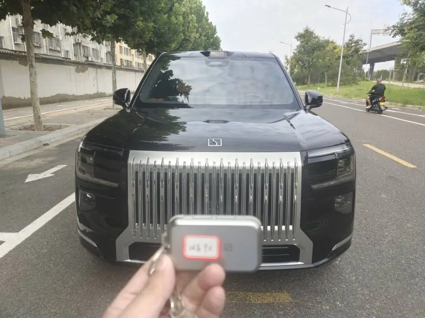 Zeekr 2025 Zeekr 9X 2.0T Hyper Edition 70kWh Automatic Gear 2
