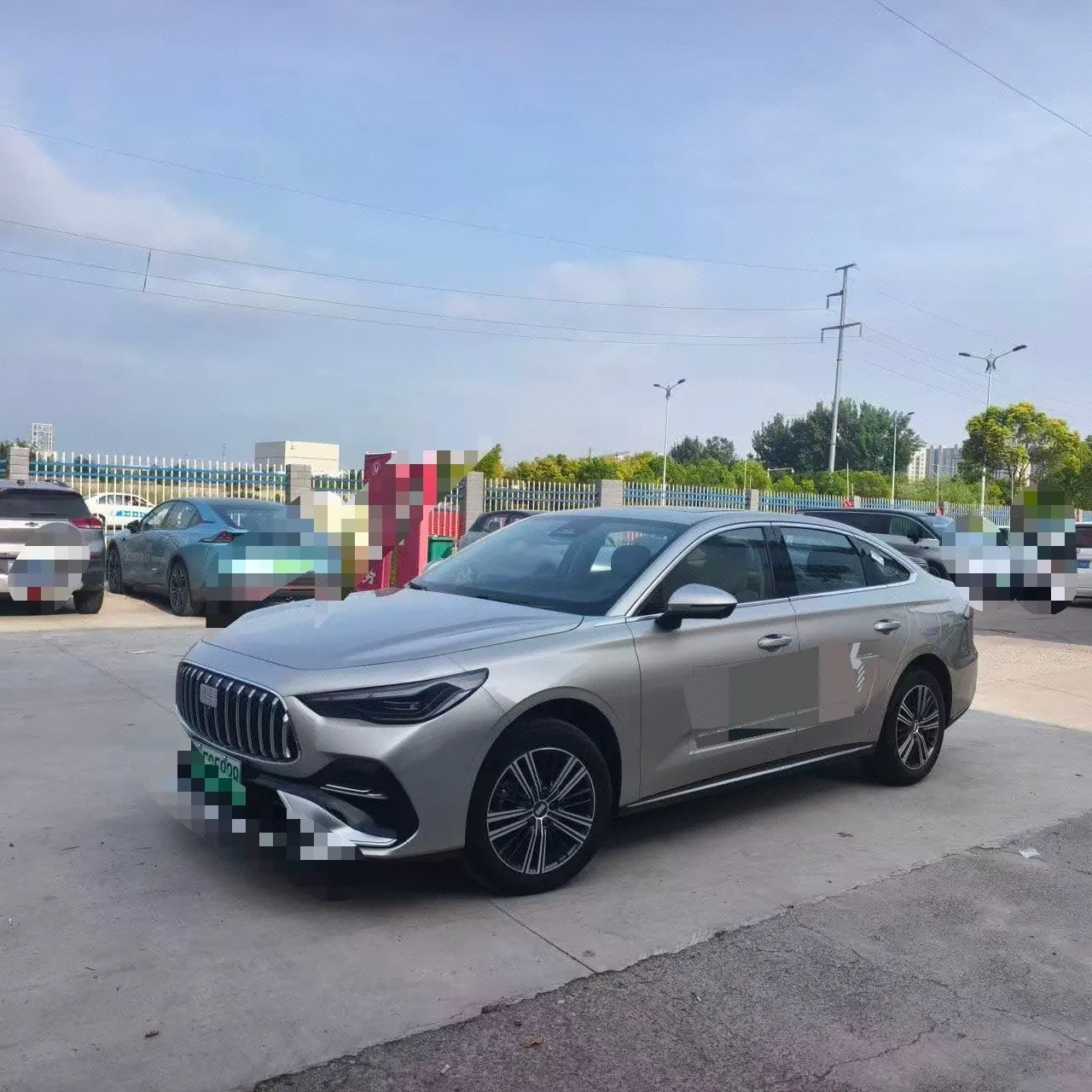 Geely Galaxy 2025 xingyao 6 EM-i 1.5 125km exploration version automatic gear - View 1