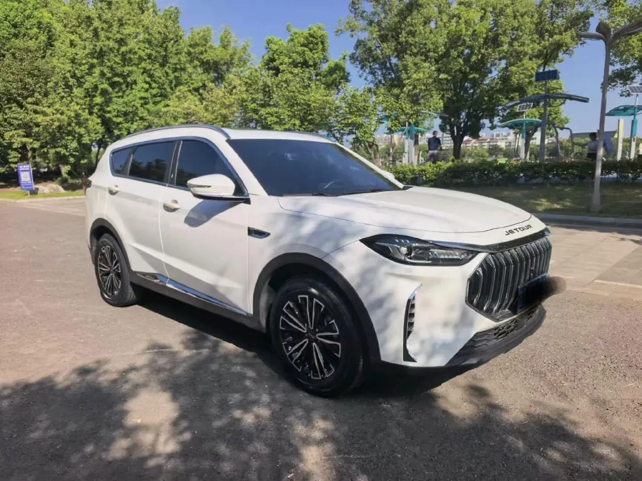 Jetour 2024 X70 PLUS 1.5T Champion Edition MAX7 Automatic Gear 3