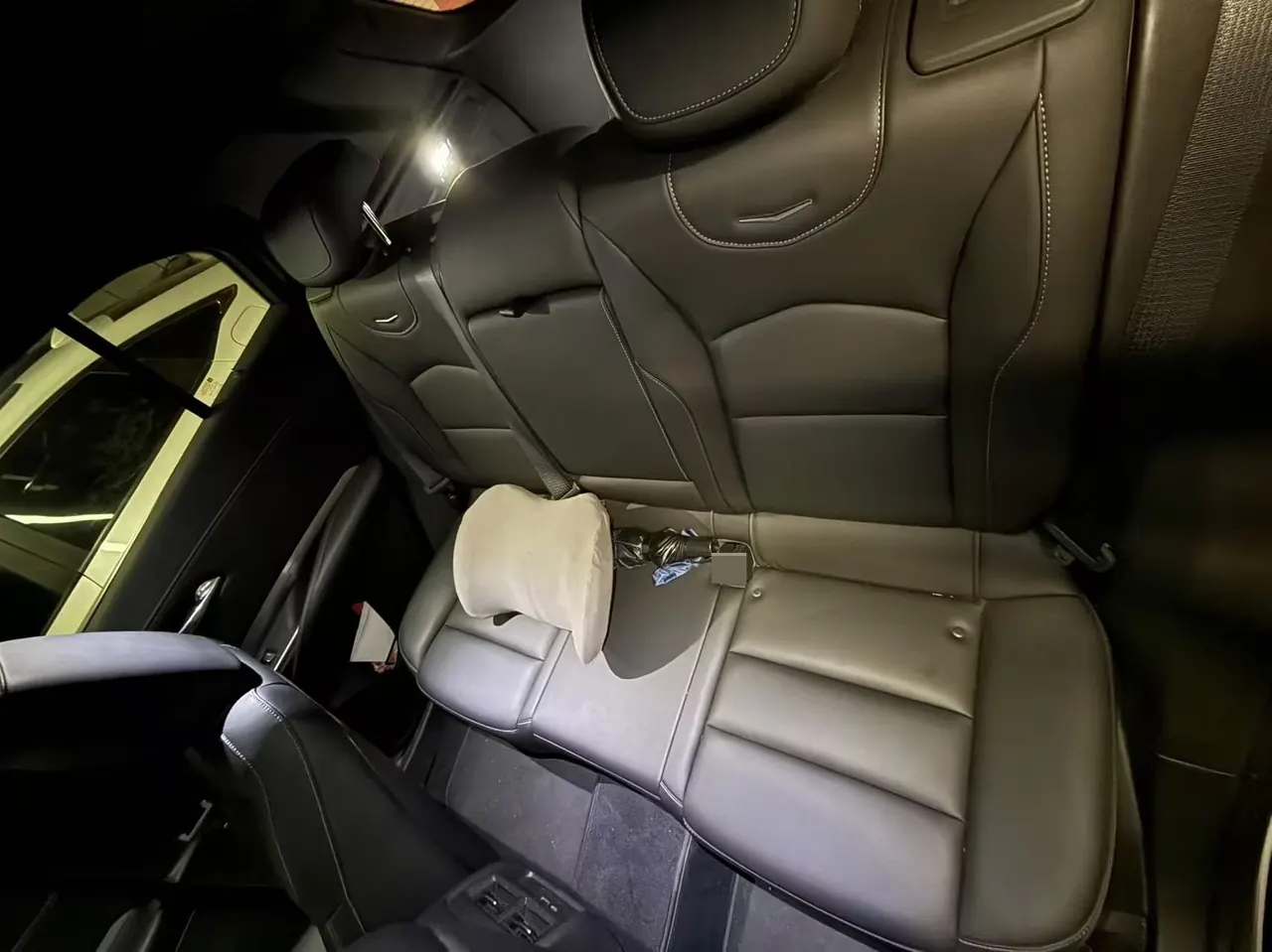 Cadillac 2024 XT4 48V 2.0T 28T Two-Drive Luxury Automatic Gear 6