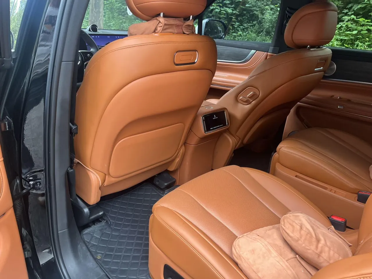AITO 2025 AITO M9 extended range Max version 52kWh6 seat version automatic gear 7