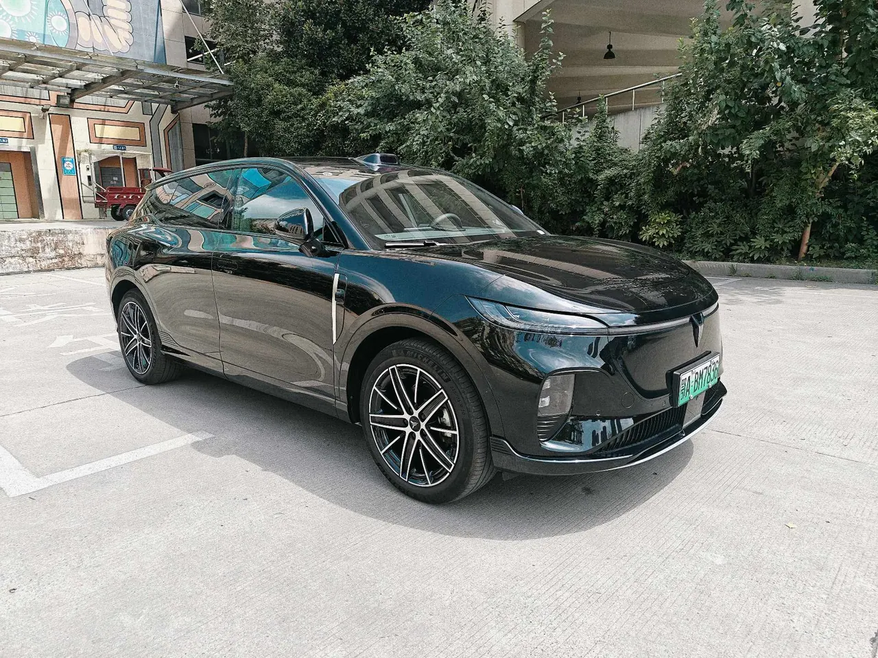 Voyah 2025 bosom friend four-wheel drive dry Kun version automatic gear 3