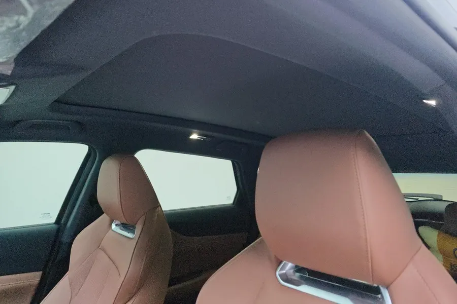 ChangAn 2025 UNI-Z 1.5T Luxury Automatic 5