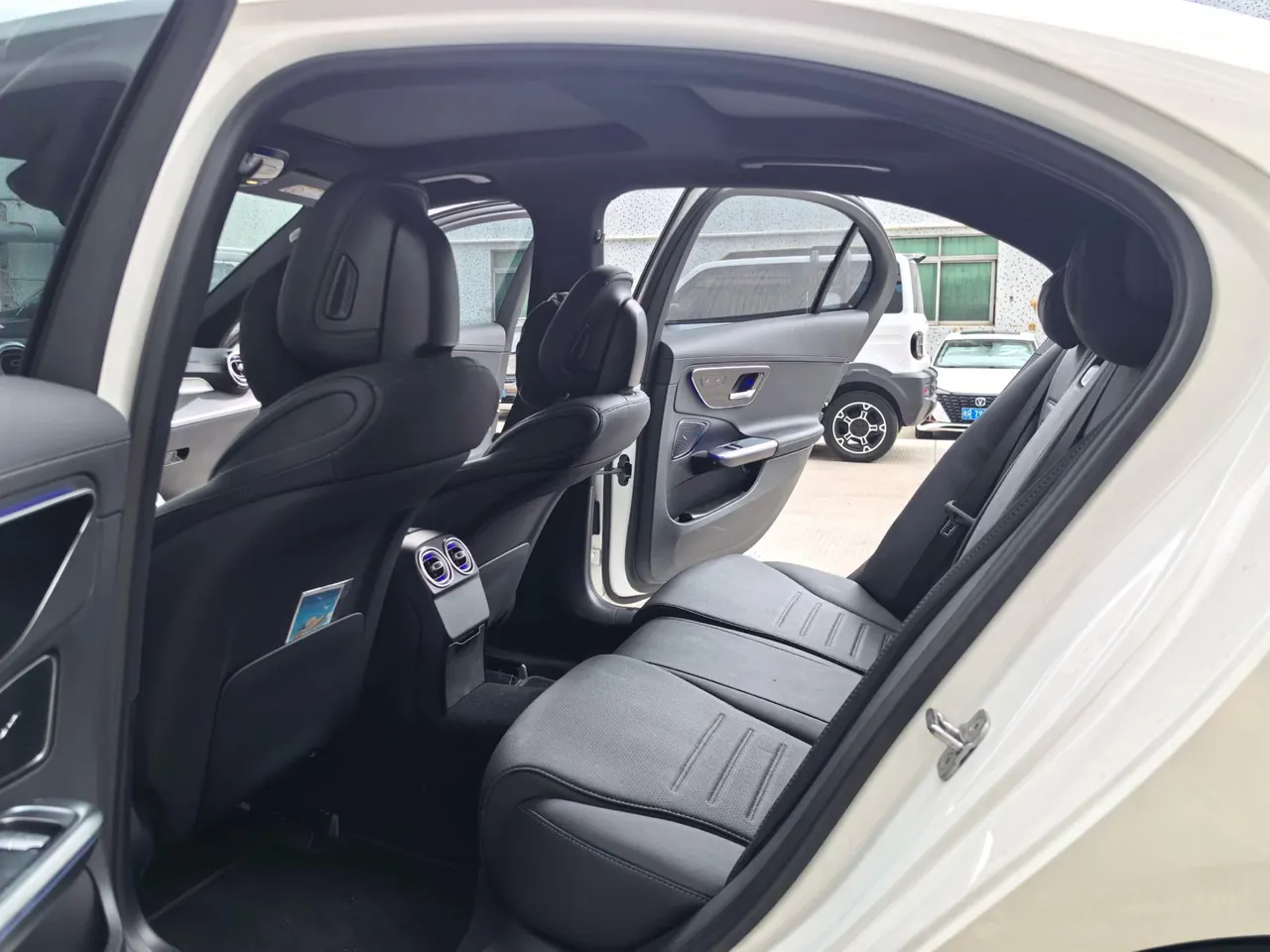 Mercedes Benz Class C 2024 C 260 L 48V 1.5T Sports Edition (Modified 3) Automatic Gear 9