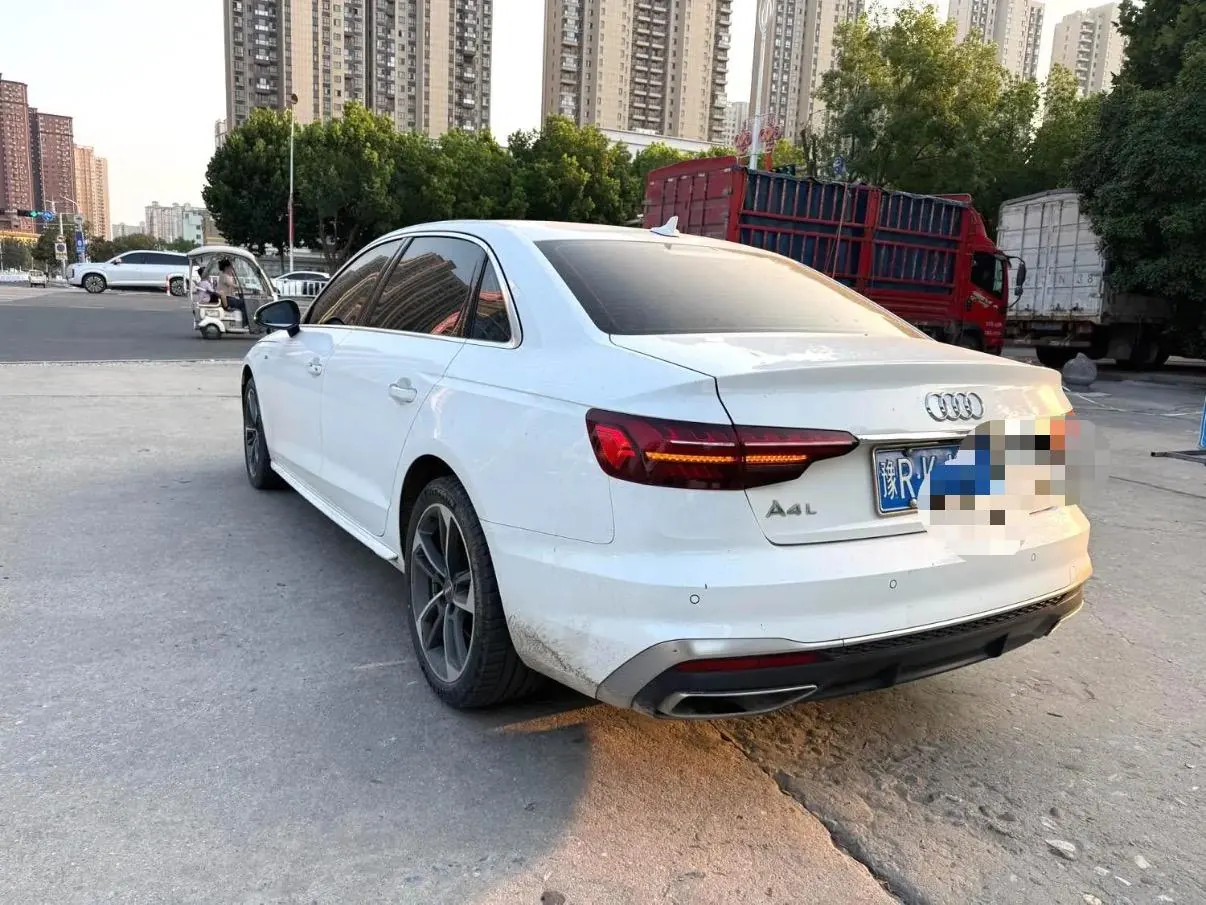 Audi 2020 A4L 2.0TFSI 40TFSI Fashion Dynamic Automatic 6
