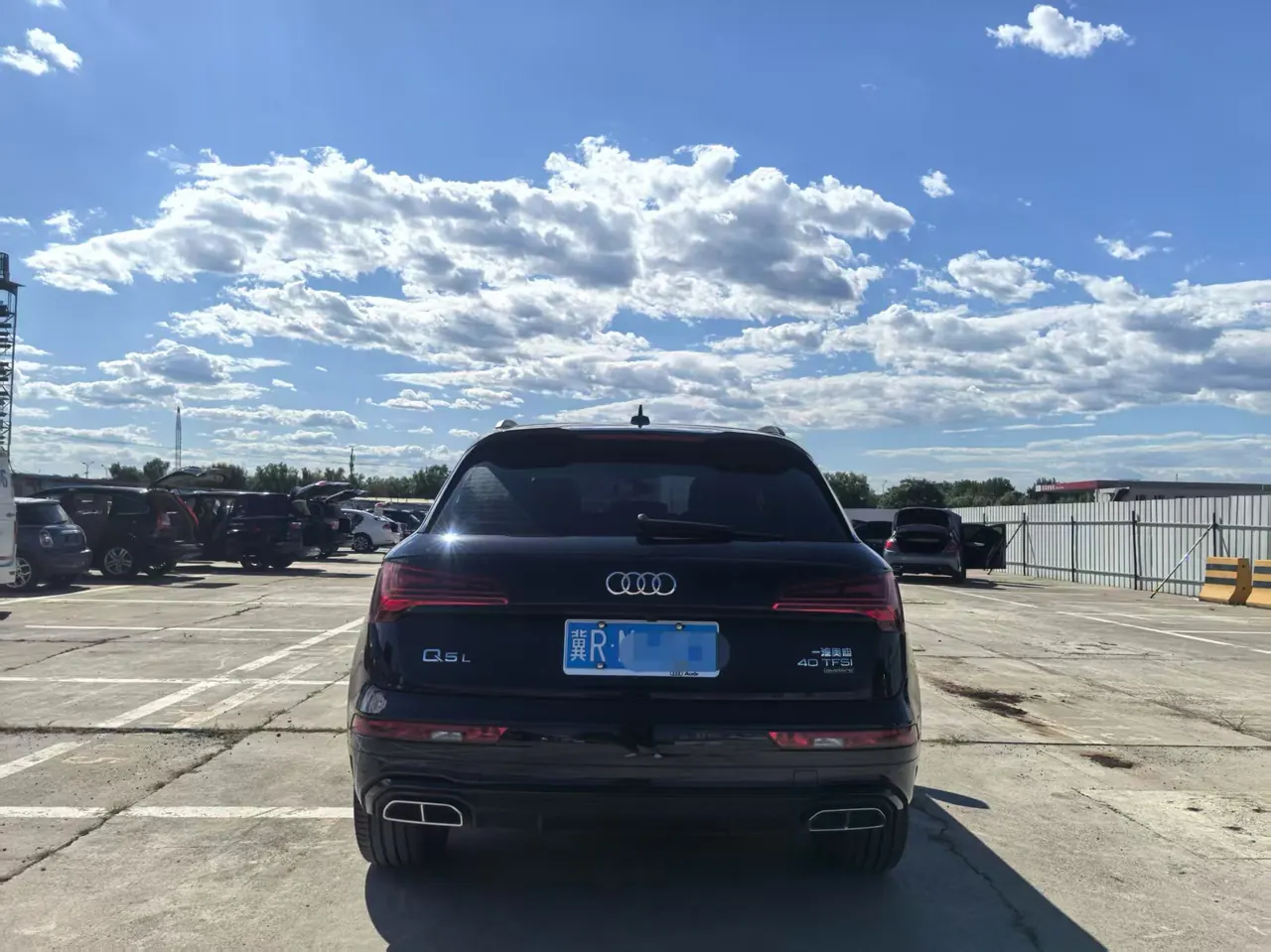 Audi 2023 Q5L 2.0TFSI 40TFSI luxury dynamic automatic 12