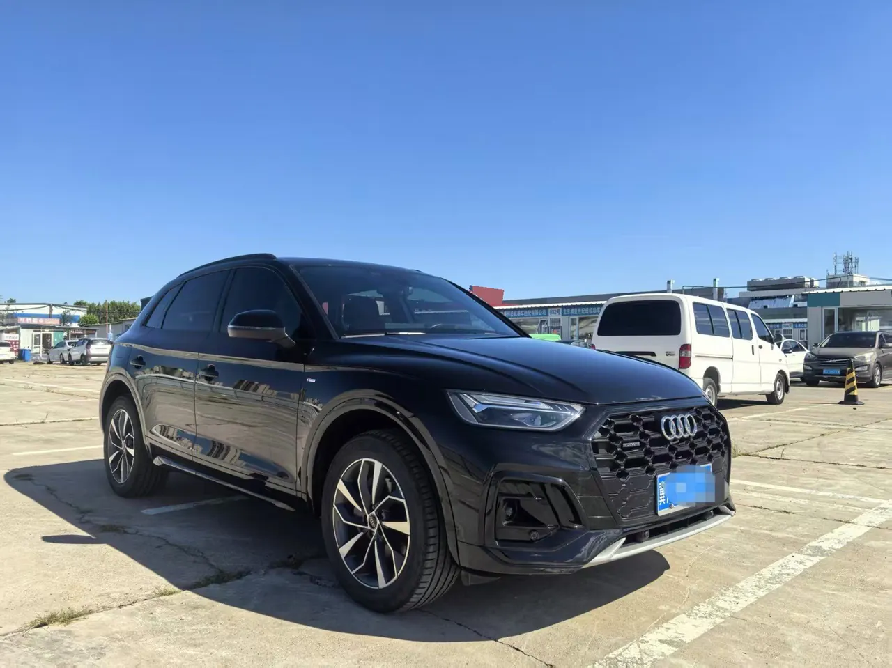 Audi 2023 Q5L 2.0TFSI 40TFSI luxury dynamic automatic 3