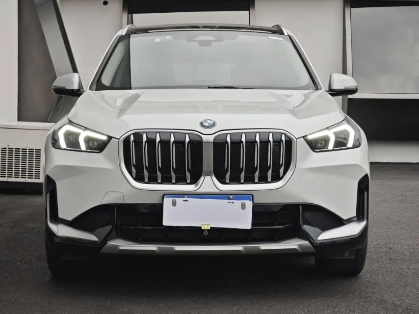 BMW 2024 X1 sDrive25Li 2.0T X design set automatic gear 2