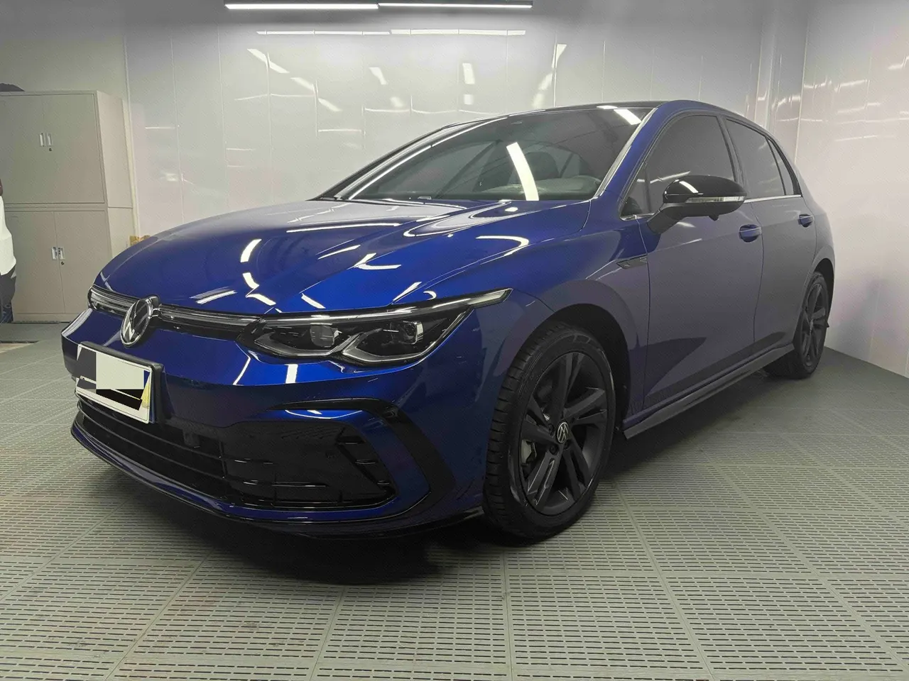 Open image lightbox: Volkswagen 2021 Golf 8 R-Line 1.4TSI 280TSI Automatic