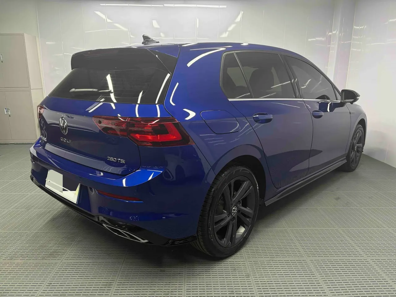 Volkswagen 2021 Golf 8 R-Line 1.4TSI 280TSI Automatic 17