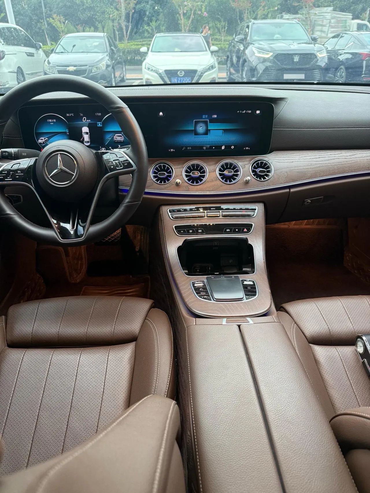 Mercedes Benz E Class 2021 E 260 L 2.0T (changed) automatic gear 3